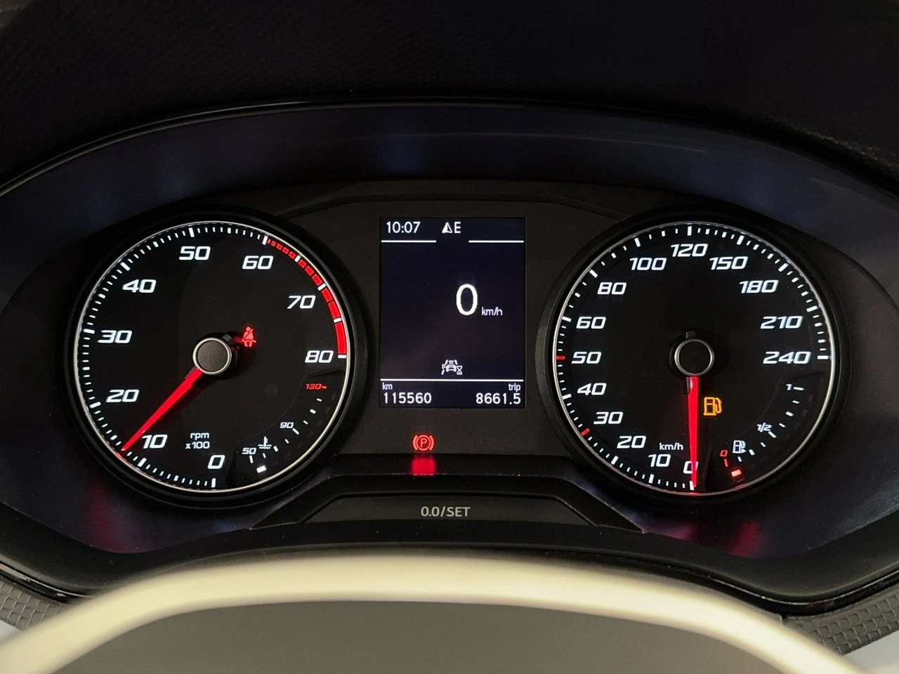 Seat Arona - Zdjęcie 16