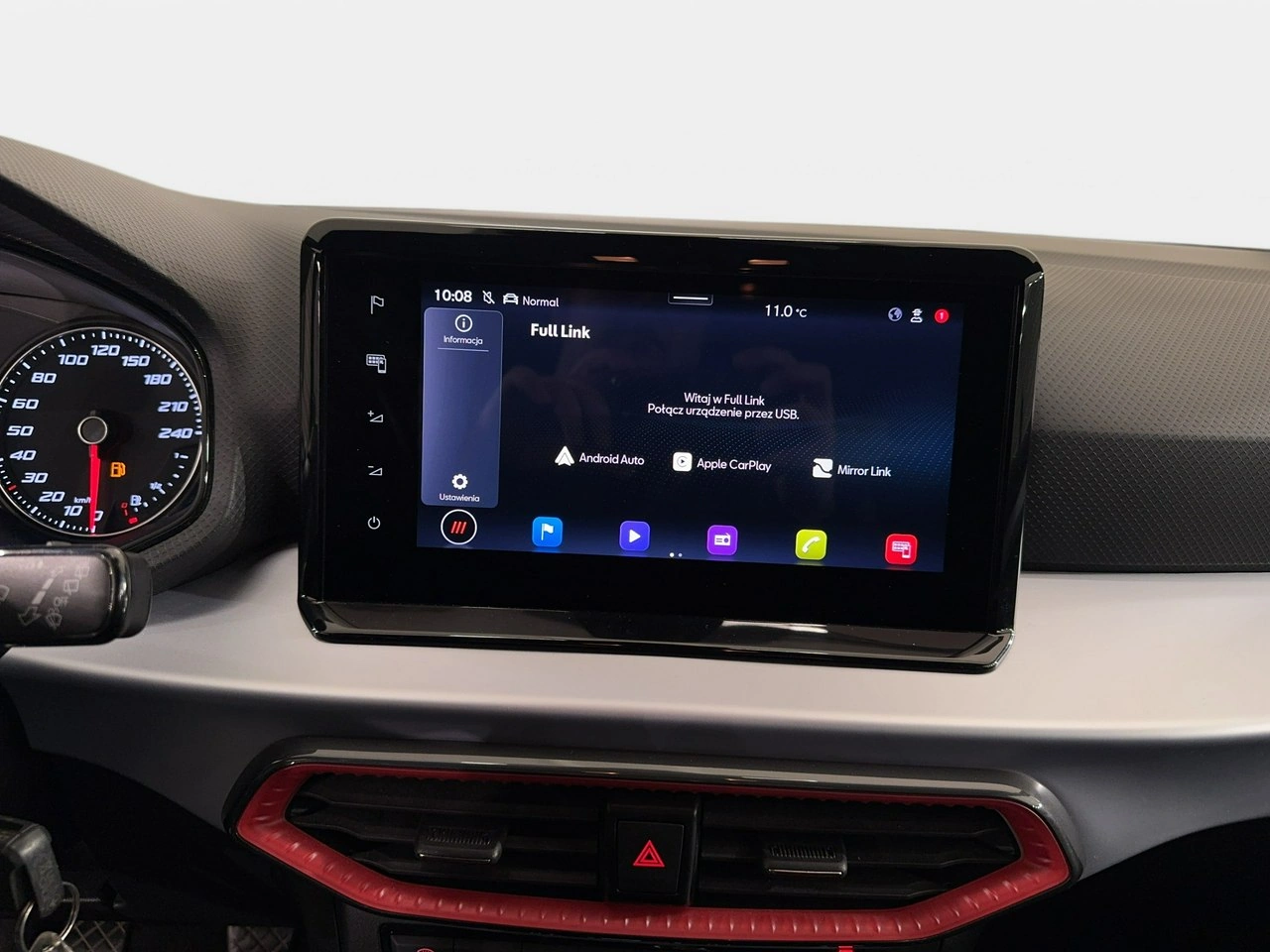 Seat Arona - Zdjęcie 18