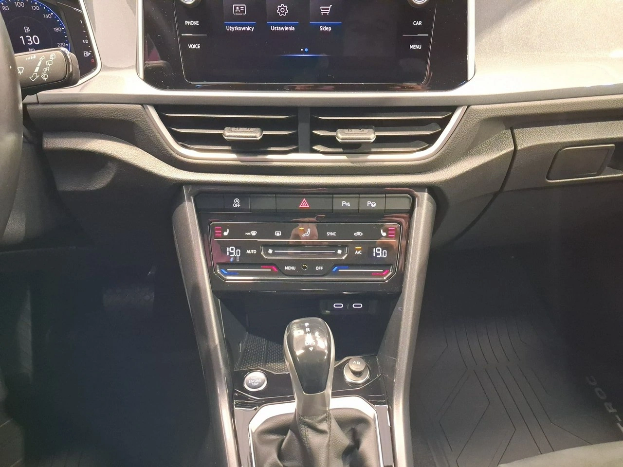 Volkswagen T-Roc - Zdjęcie 20