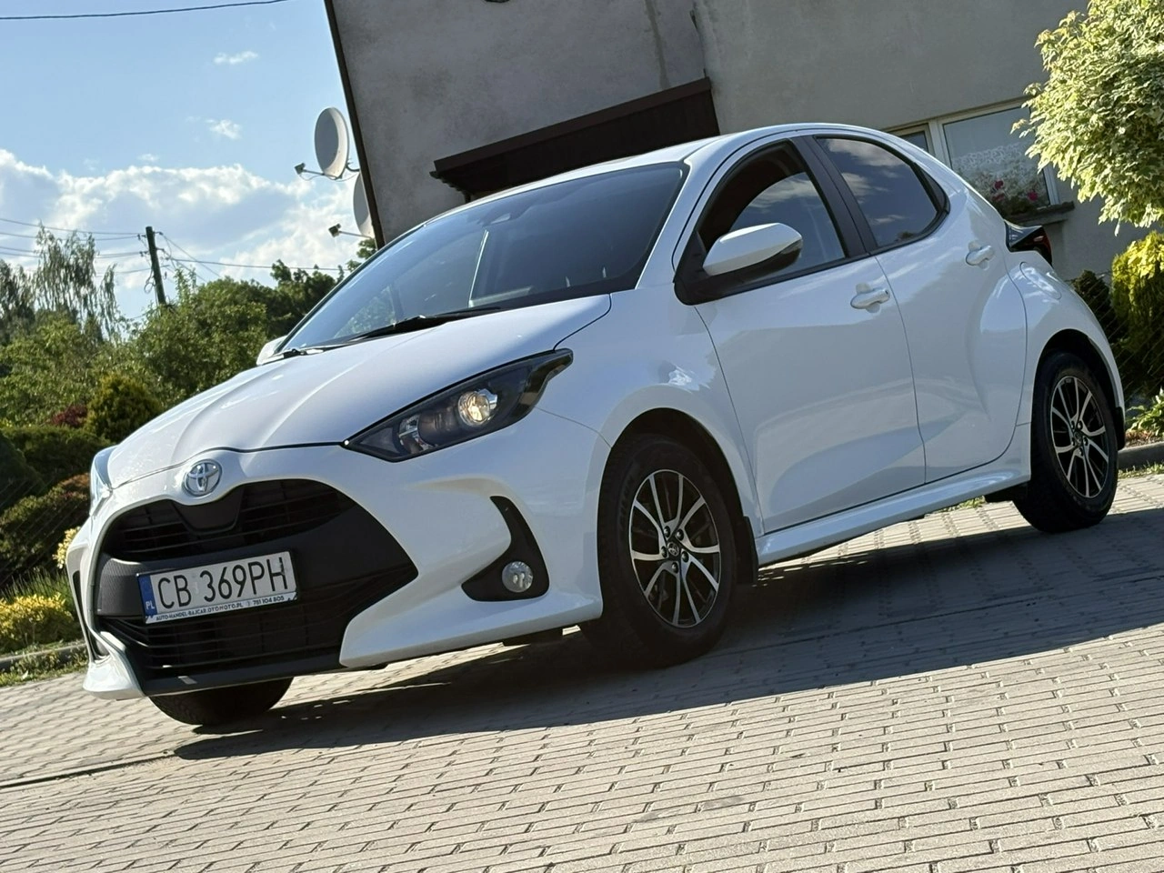 Toyota Yaris - Zdjęcie 2