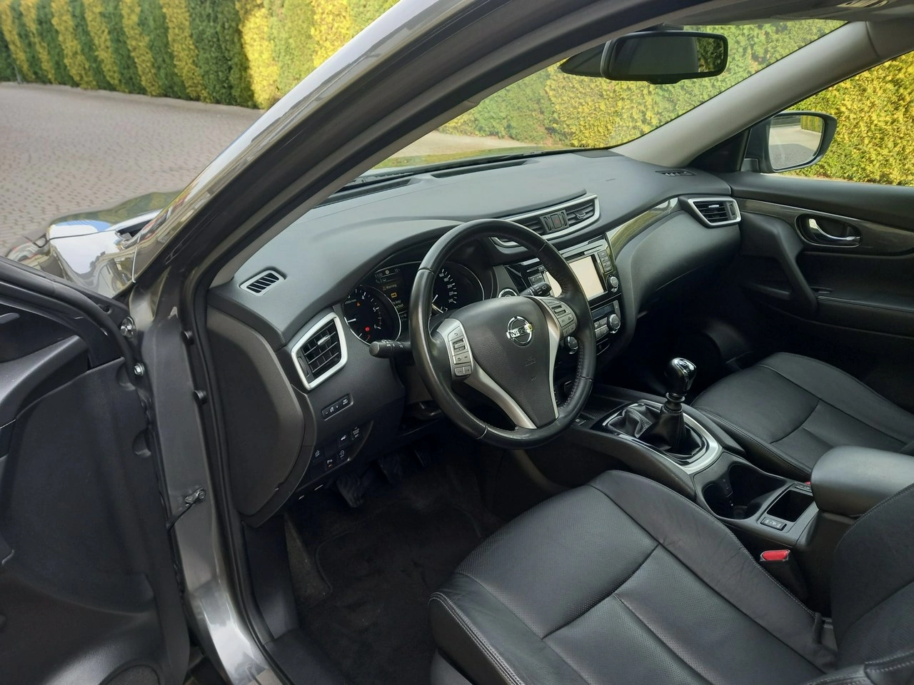 Nissan X-Trail - Zdjęcie 26