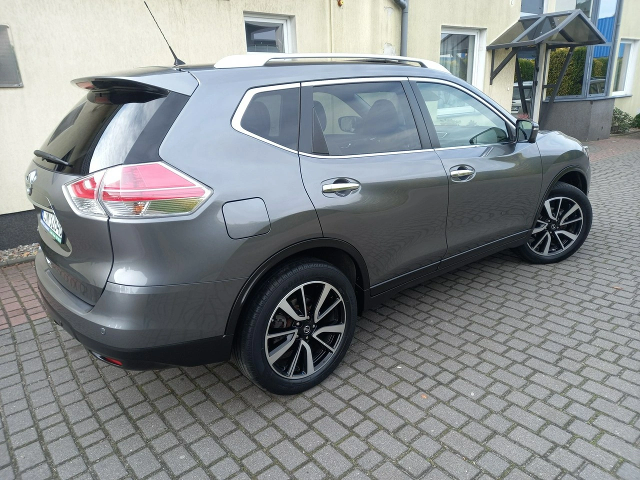 Nissan X-Trail - Zdjęcie 4
