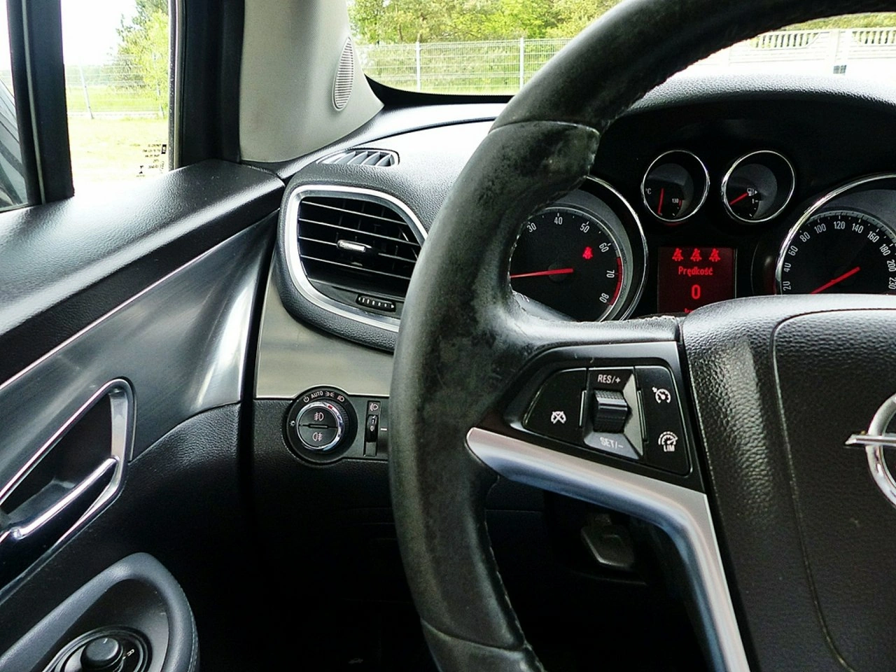 Opel Mokka - Zdjęcie 28