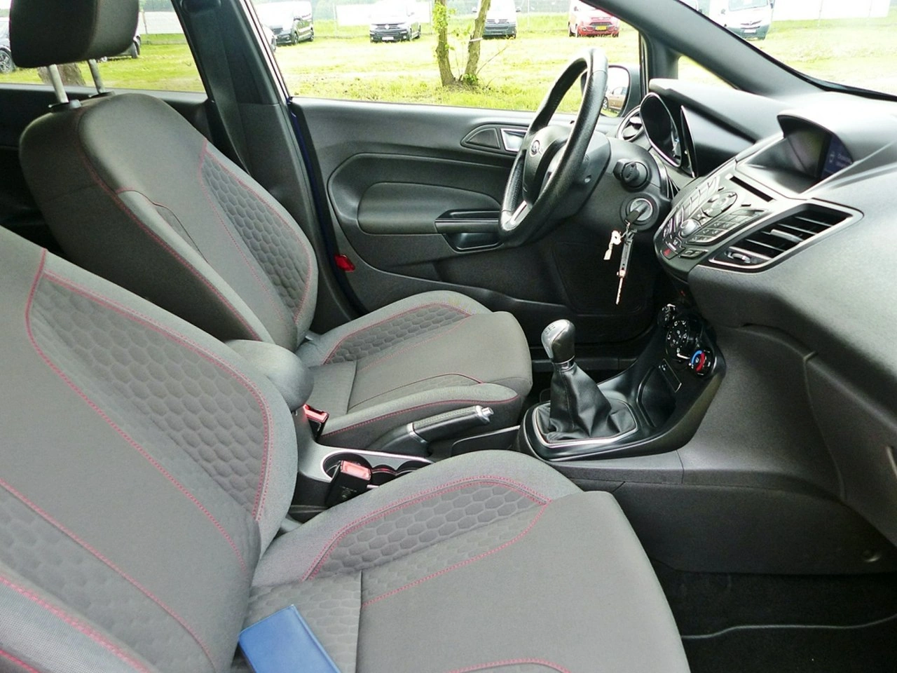 Ford Fiesta - Zdjęcie 25