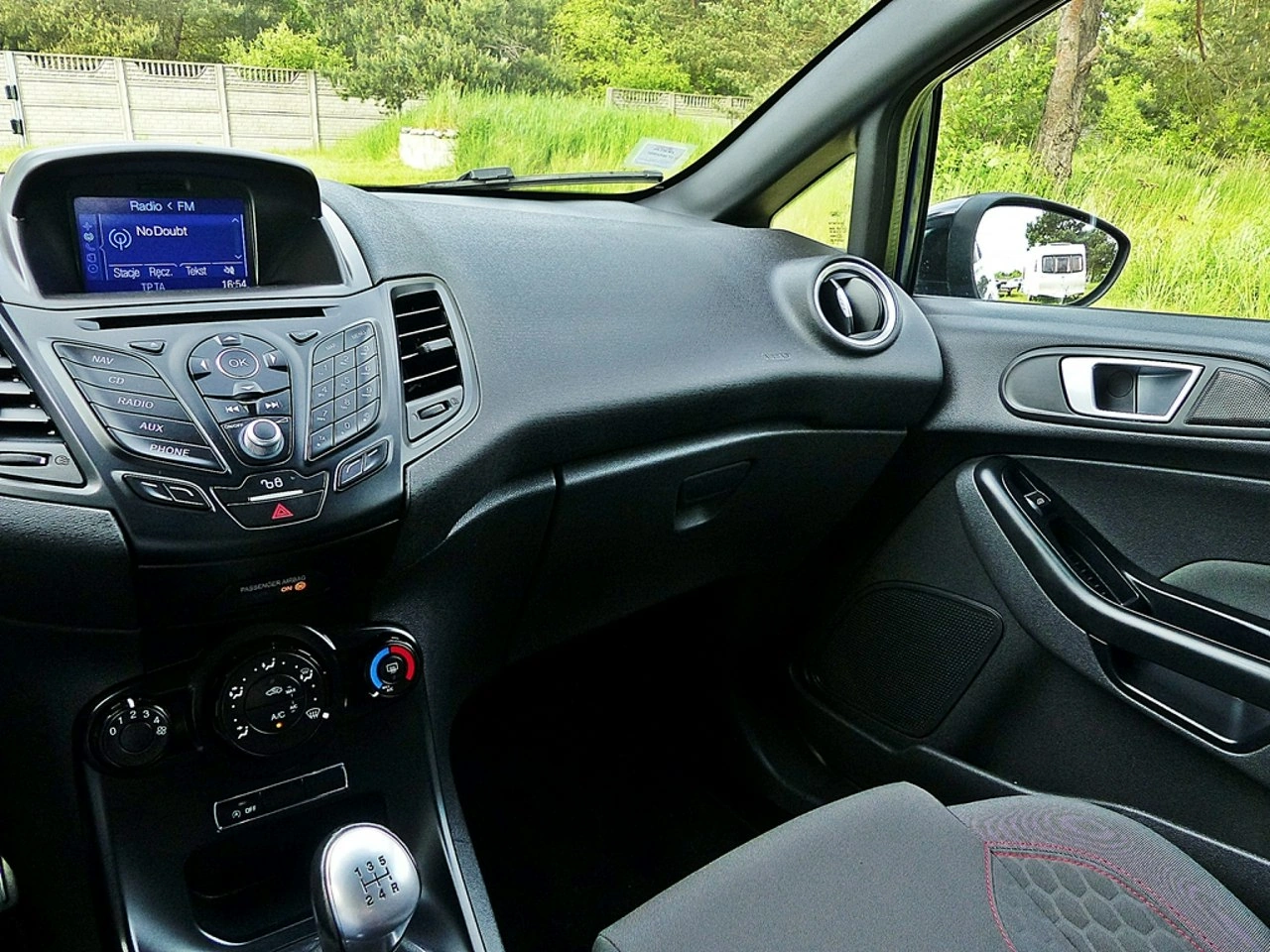 Ford Fiesta - Zdjęcie 34