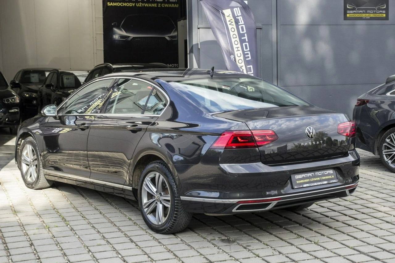 Volkswagen Passat - Zdjęcie 13