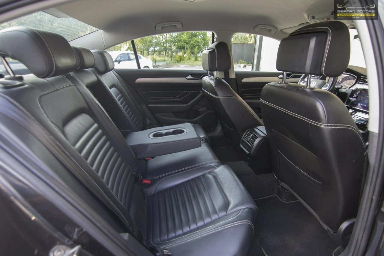 Volkswagen Passat - Zdjęcie 25