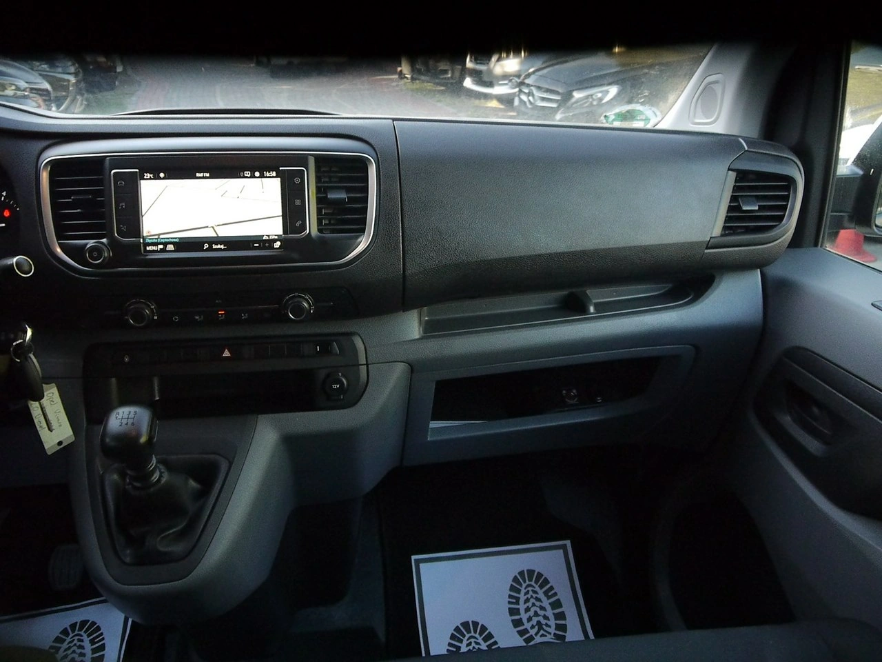 Opel Vivaro - Zdjęcie 22