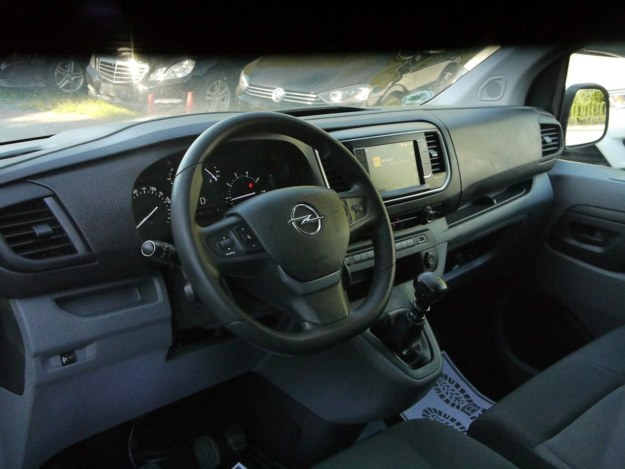 Opel Vivaro - Zdjęcie 30