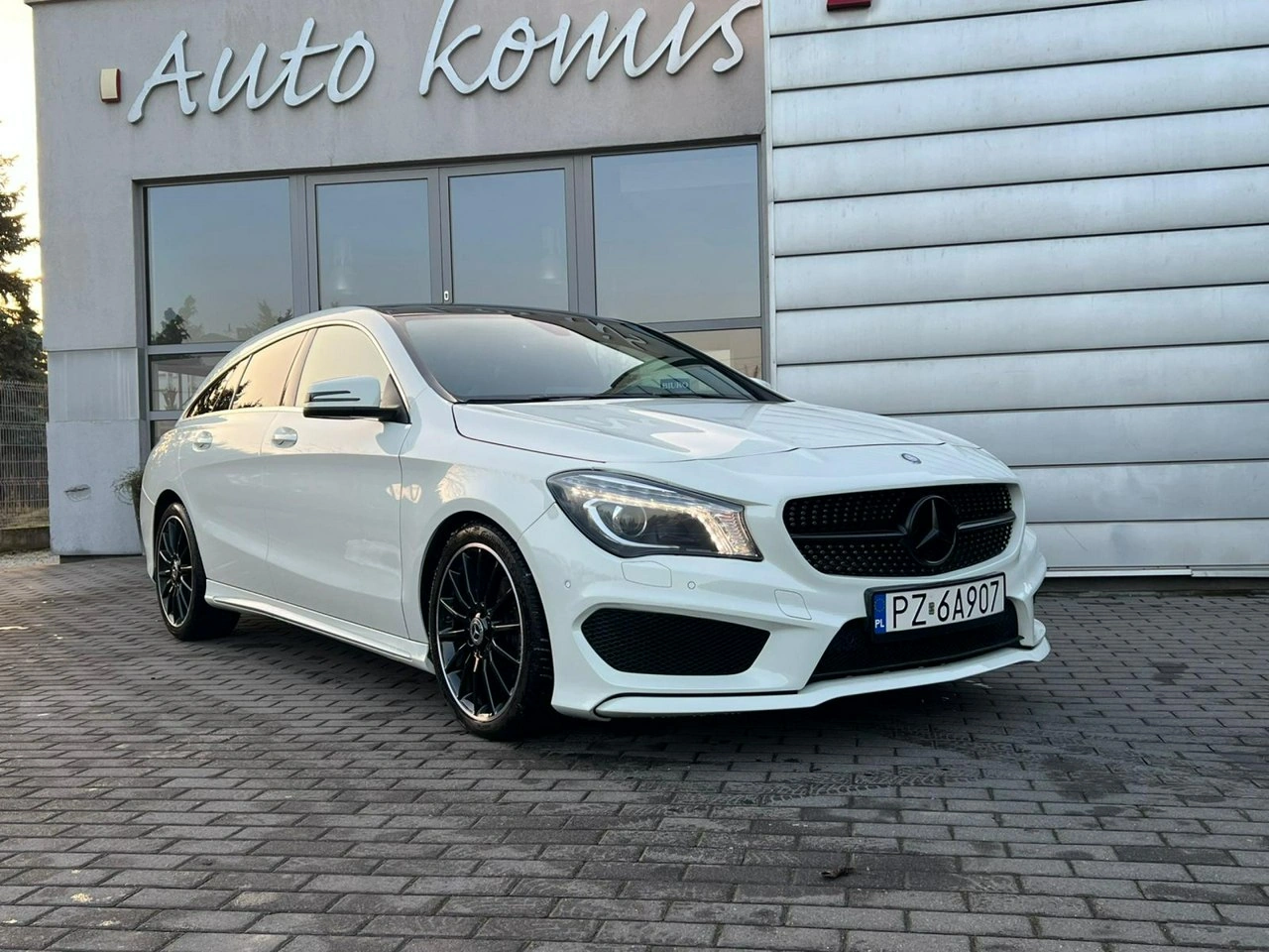 Mercedes CLA 180 - Zdjęcie 9