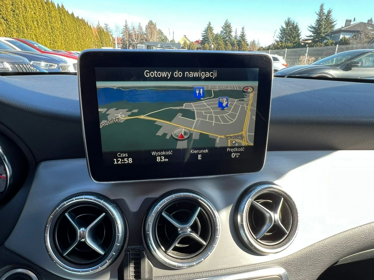 Mercedes CLA 180 - Zdjęcie 16