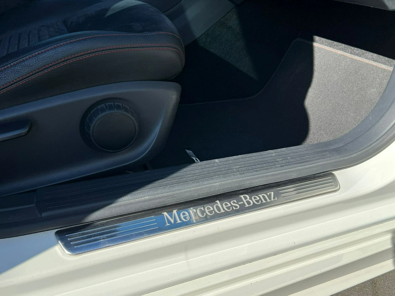 Mercedes CLA 180 - Zdjęcie 24