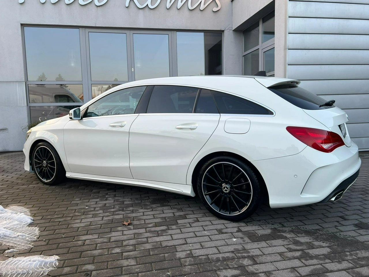 Mercedes CLA 180 - Zdjęcie 2