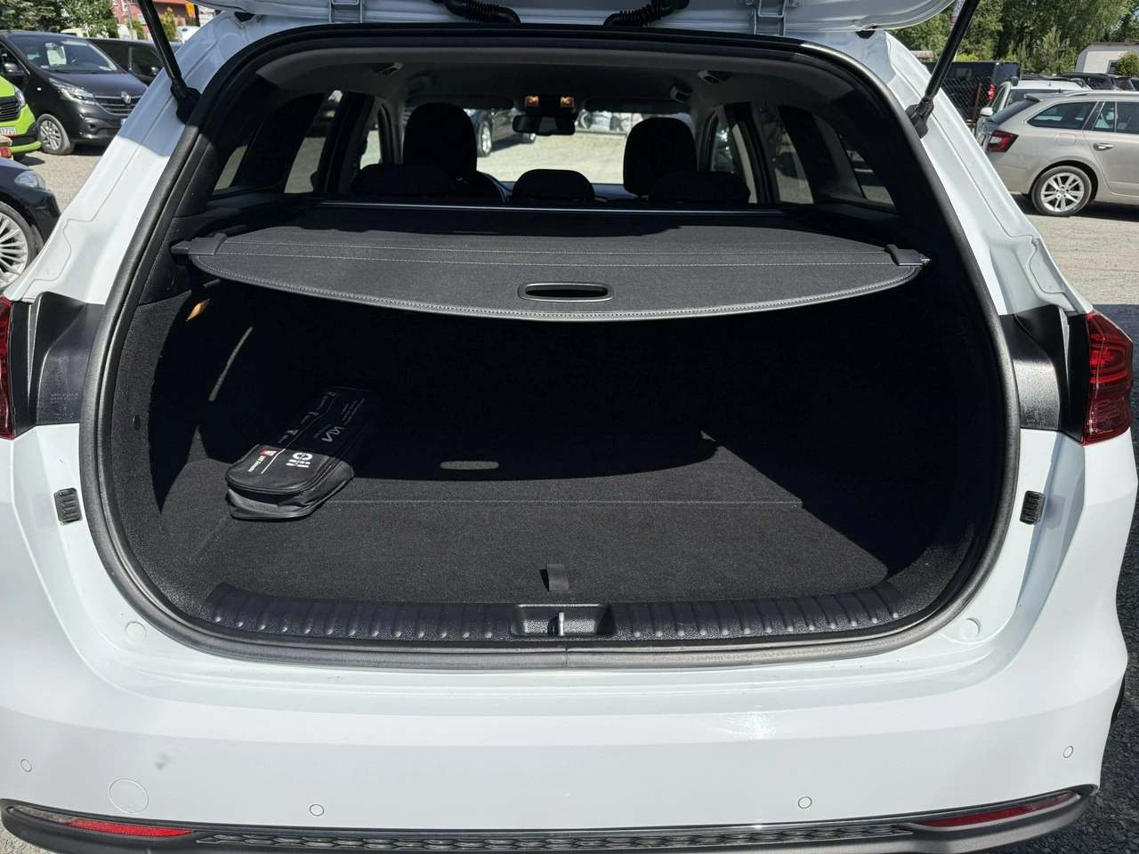 Kia Ceed - Zdjęcie 11