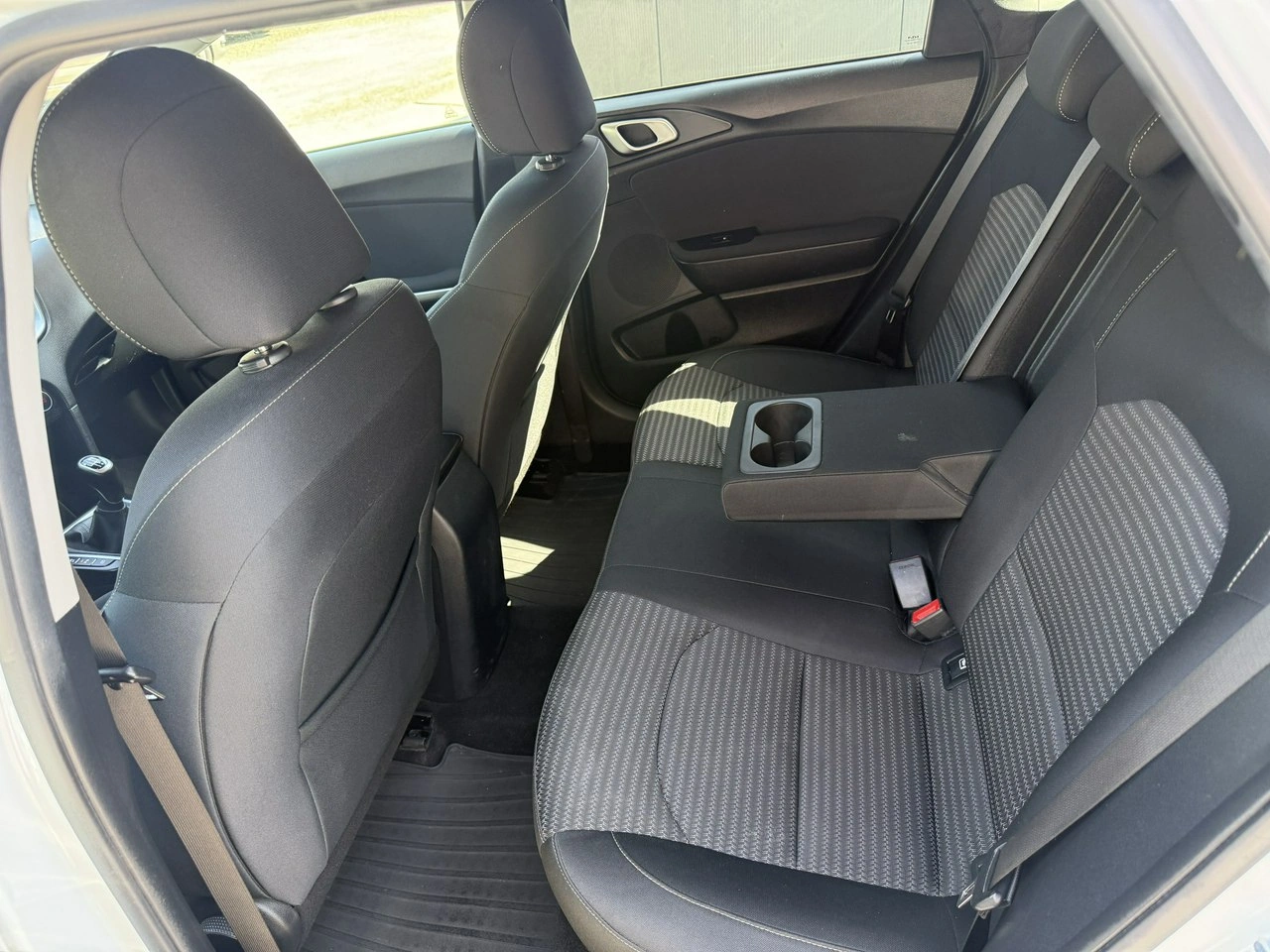 Kia Ceed - Zdjęcie 12
