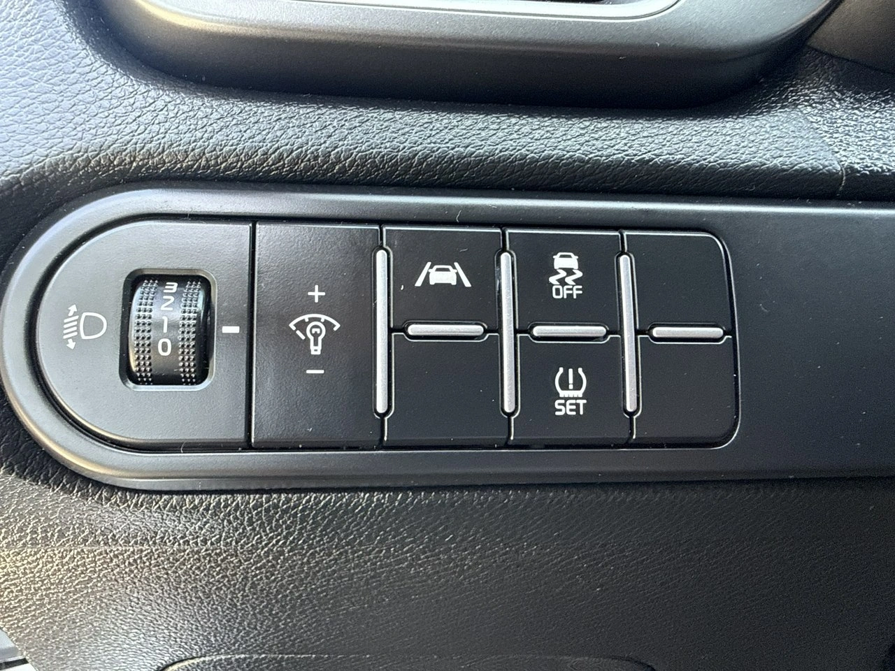 Kia Ceed - Zdjęcie 19