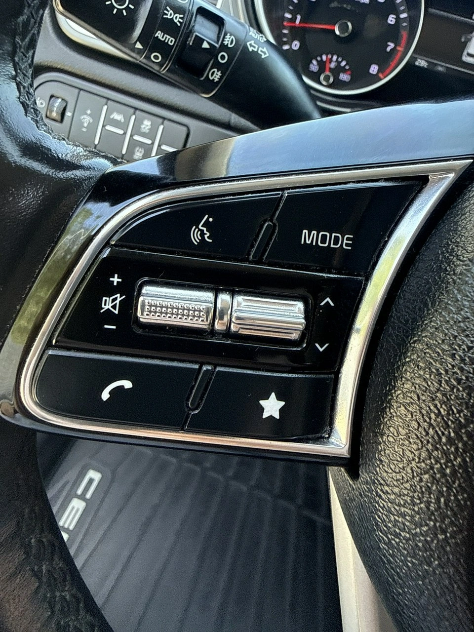 Kia Ceed - Zdjęcie 20