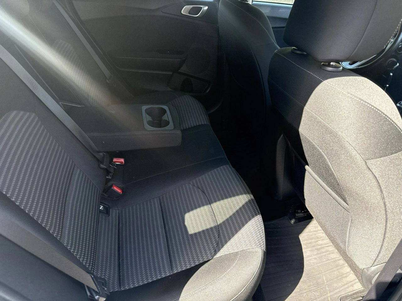 Kia Ceed - Zdjęcie 33