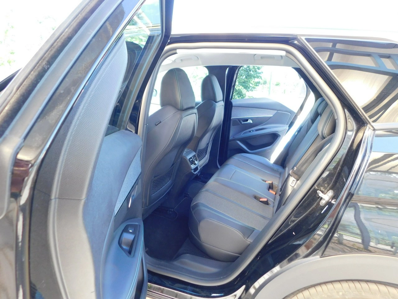 Peugeot 3008 - Zdjęcie 9