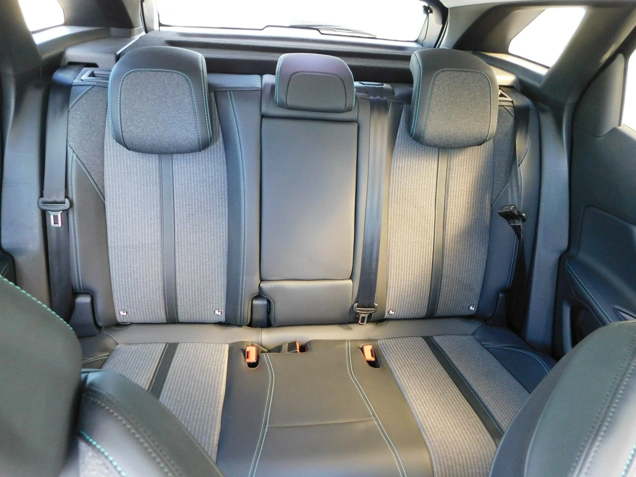Peugeot 3008 - Zdjęcie 10