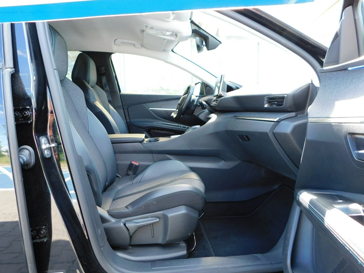 Peugeot 3008 - Zdjęcie 12