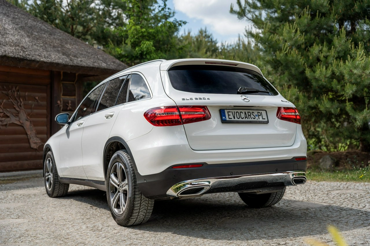 Mercedes GLC 220 - Zdjęcie 10
