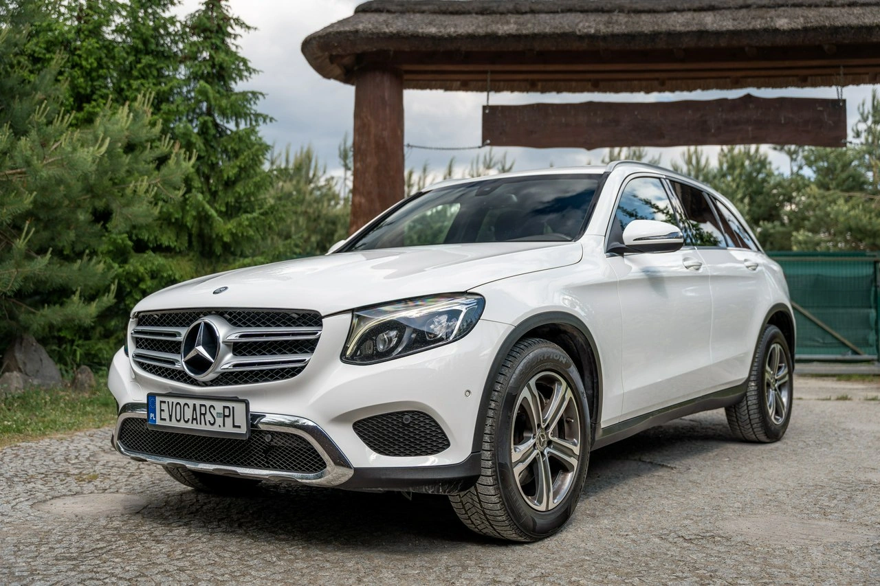 Mercedes GLC 220 - Zdjęcie 11
