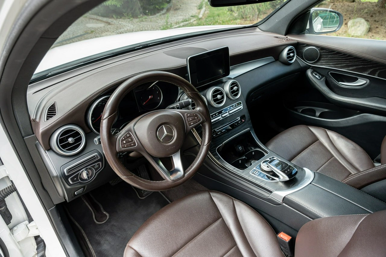 Mercedes GLC 220 - Zdjęcie 38