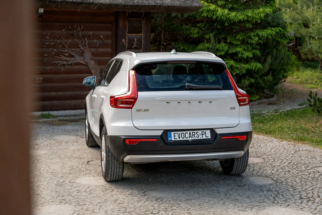Volvo XC 40 - Zdjęcie 14