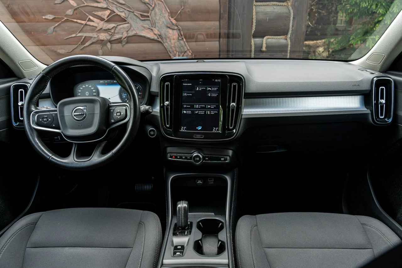 Volvo XC 40 - Zdjęcie 41