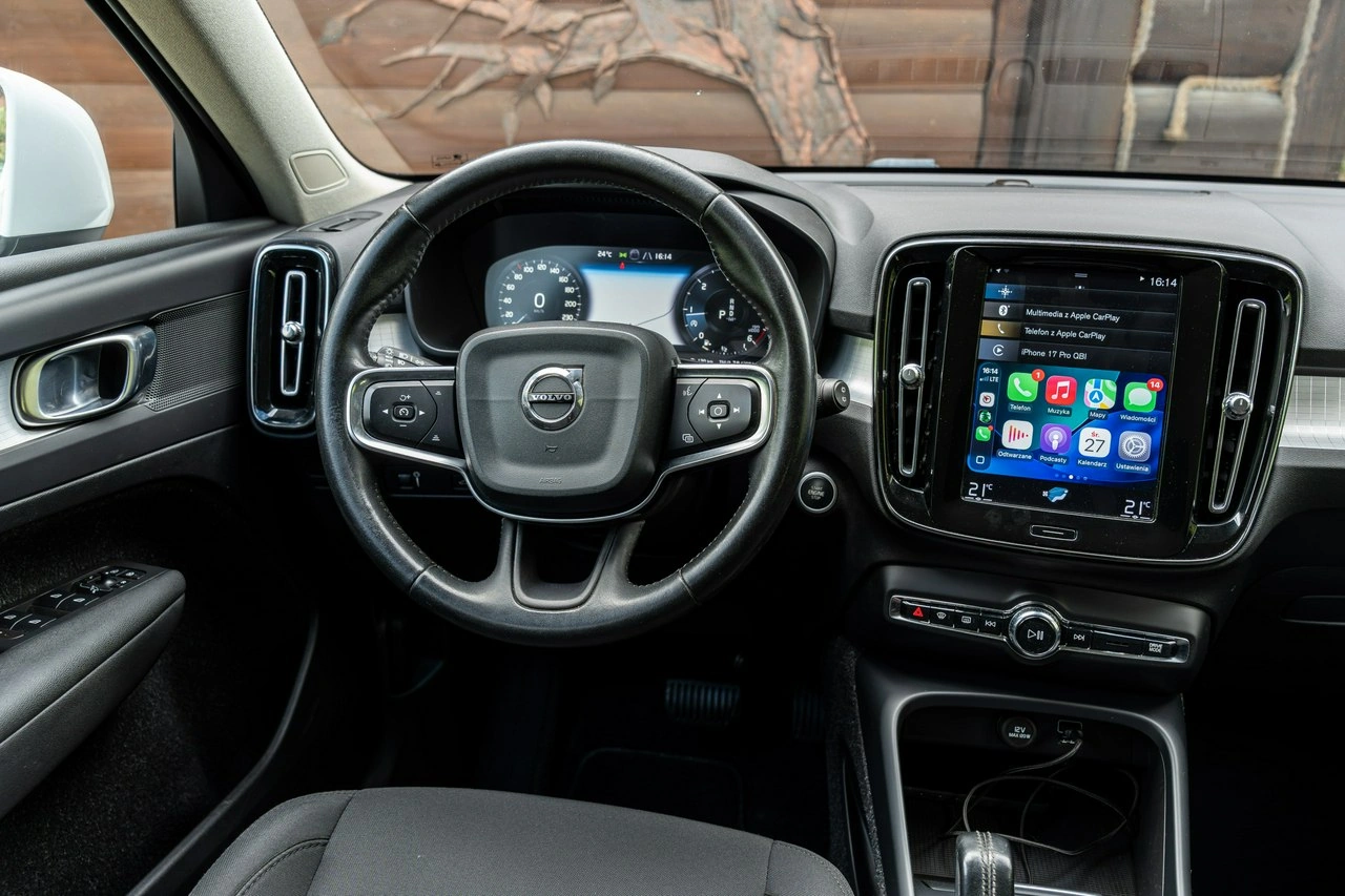 Volvo XC 40 - Zdjęcie 49