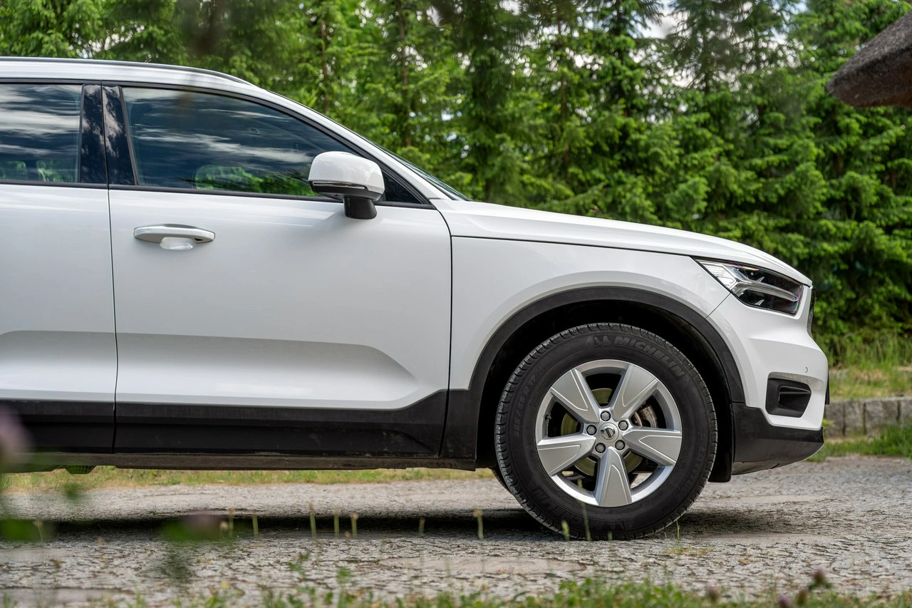 Volvo XC 40 - Zdjęcie 8