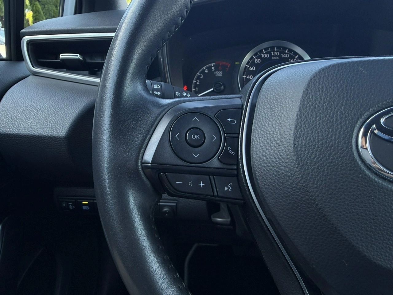 Toyota Corolla - Zdjęcie 16