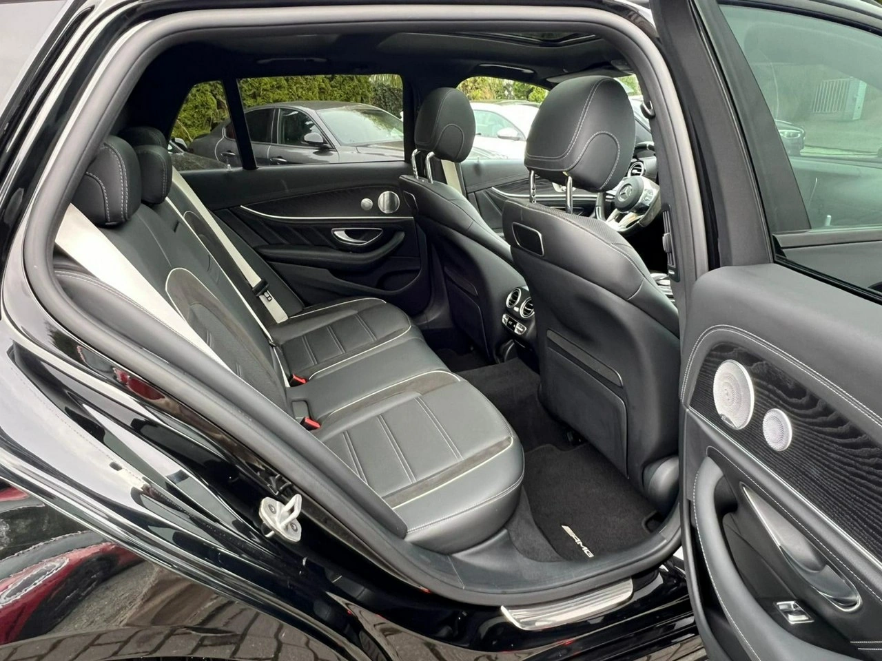 Mercedes E 63 AMG - Zdjęcie 14