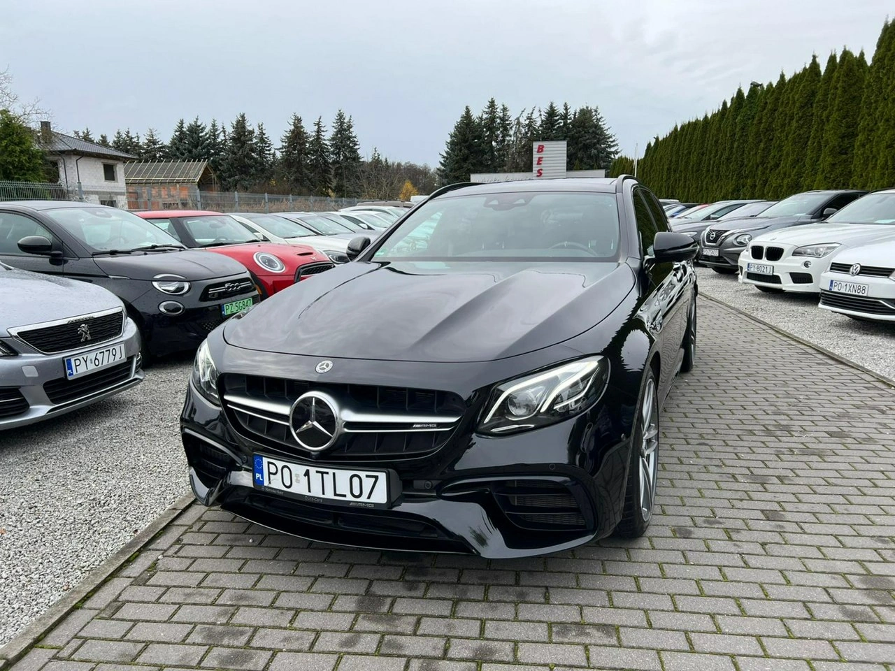 Mercedes E 63 AMG - Zdjęcie 1