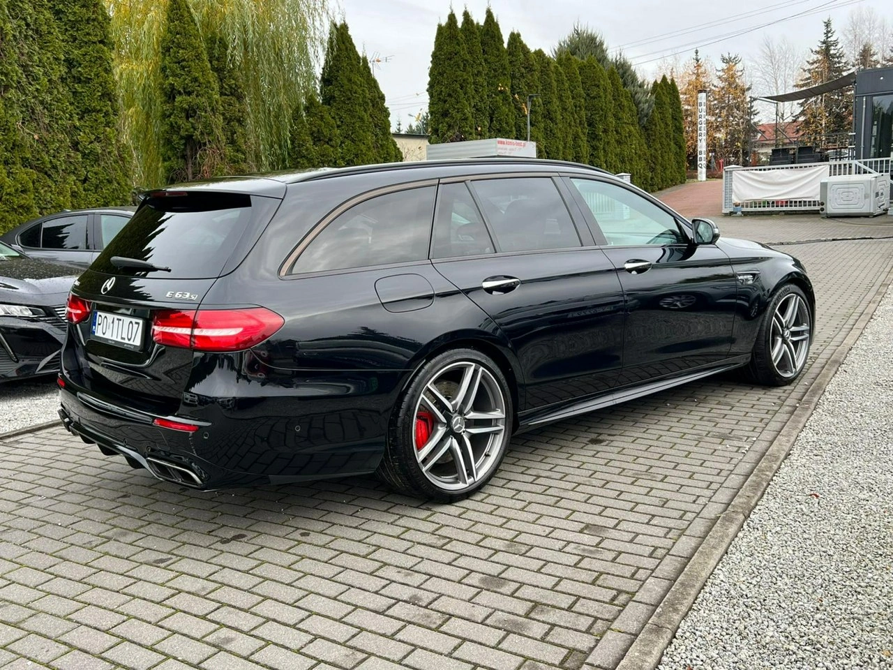 Mercedes E 63 AMG - Zdjęcie 4
