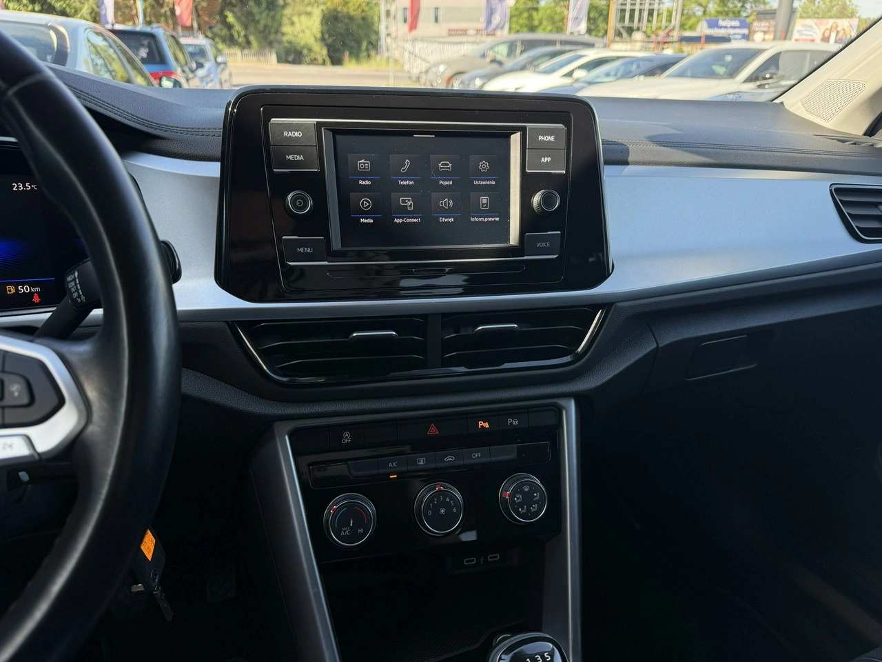 Volkswagen T-Roc - Zdjęcie 21