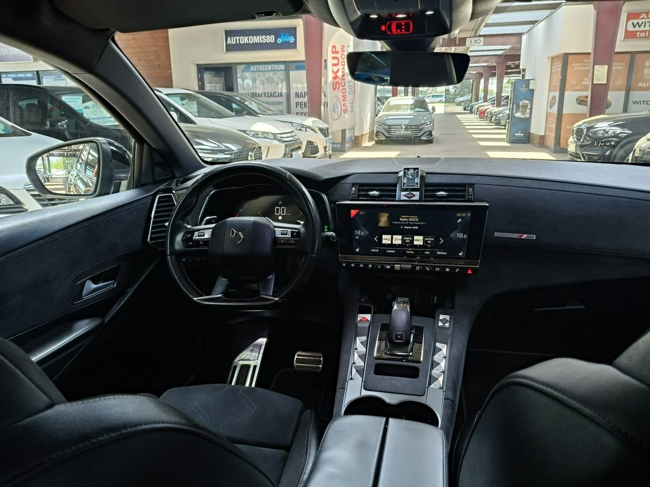 DS Automobiles DS 7 Crossback - Zdjęcie 21