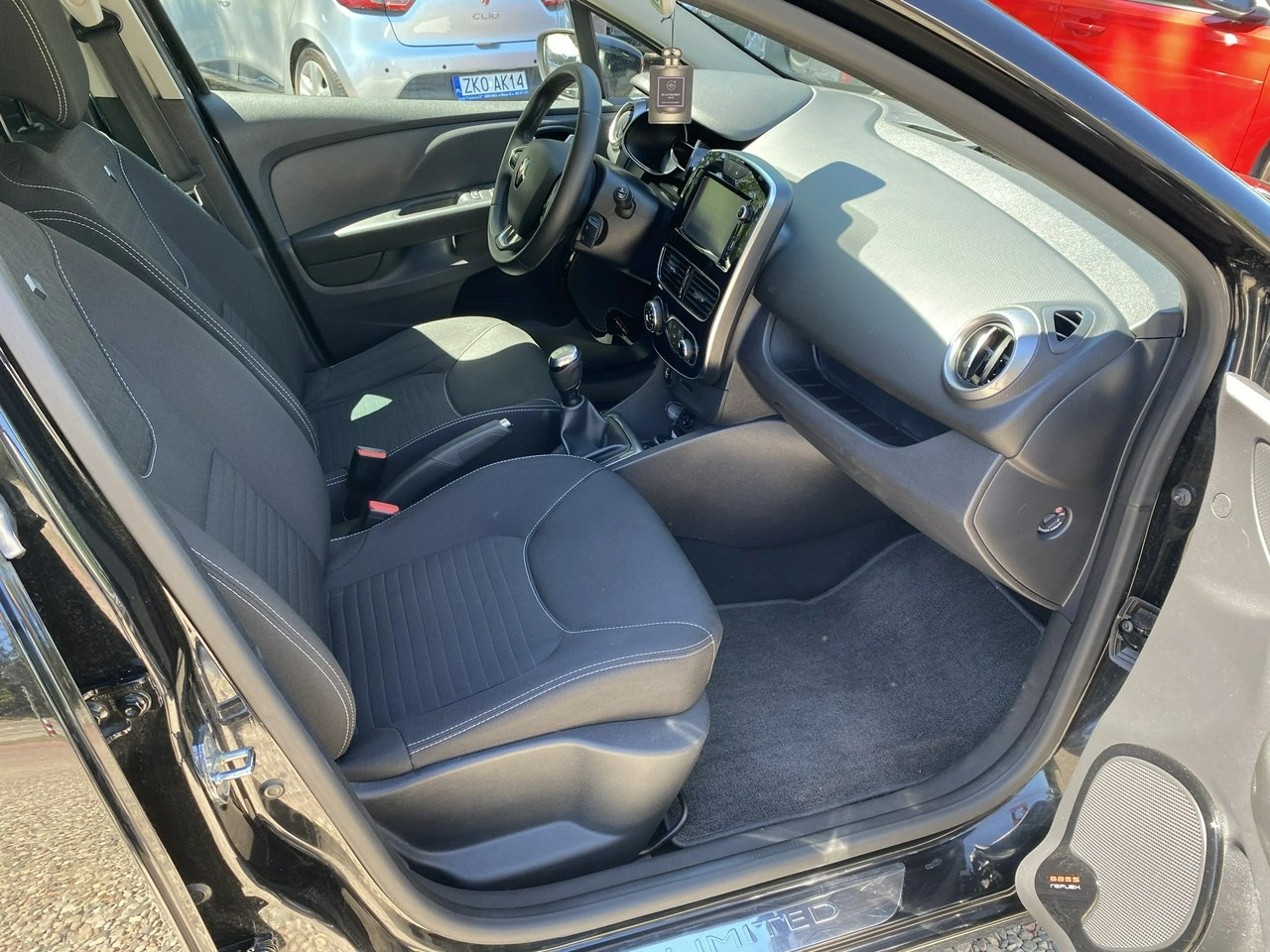 Renault Clio - Zdjęcie 11