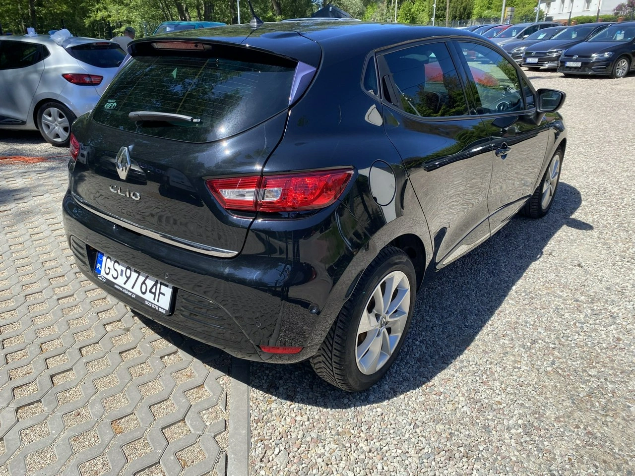 Renault Clio - Zdjęcie 18
