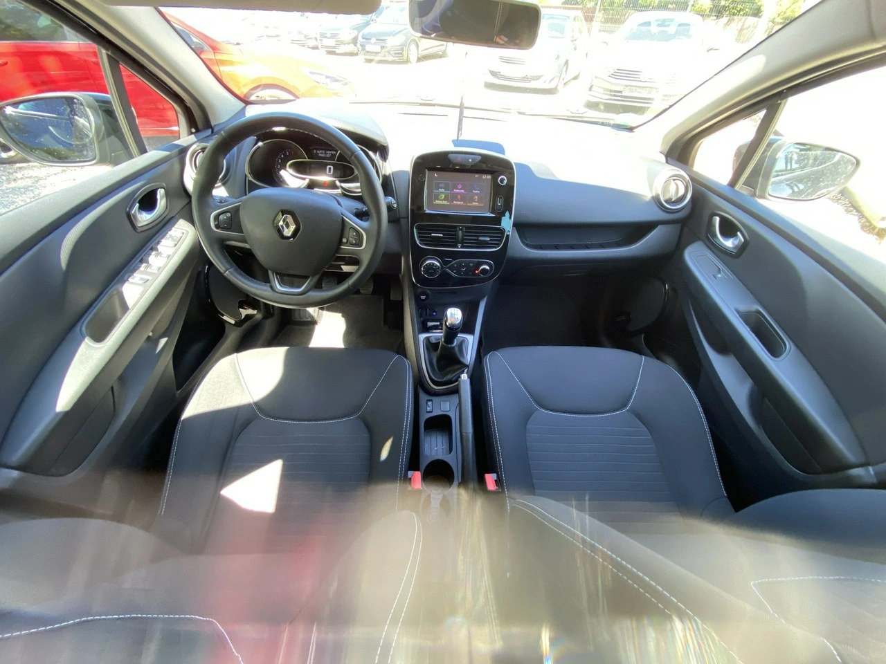 Renault Clio - Zdjęcie 8
