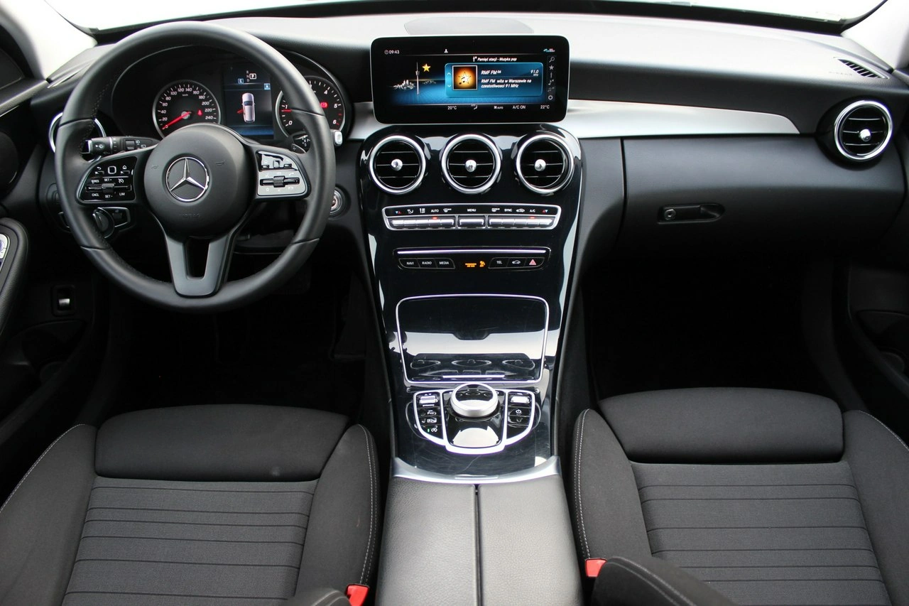 Mercedes C 200 - Zdjęcie 9