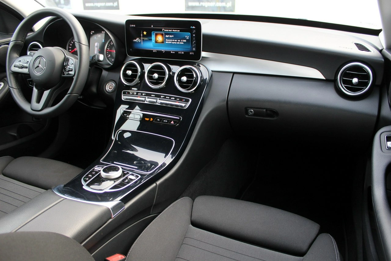 Mercedes C 200 - Zdjęcie 10