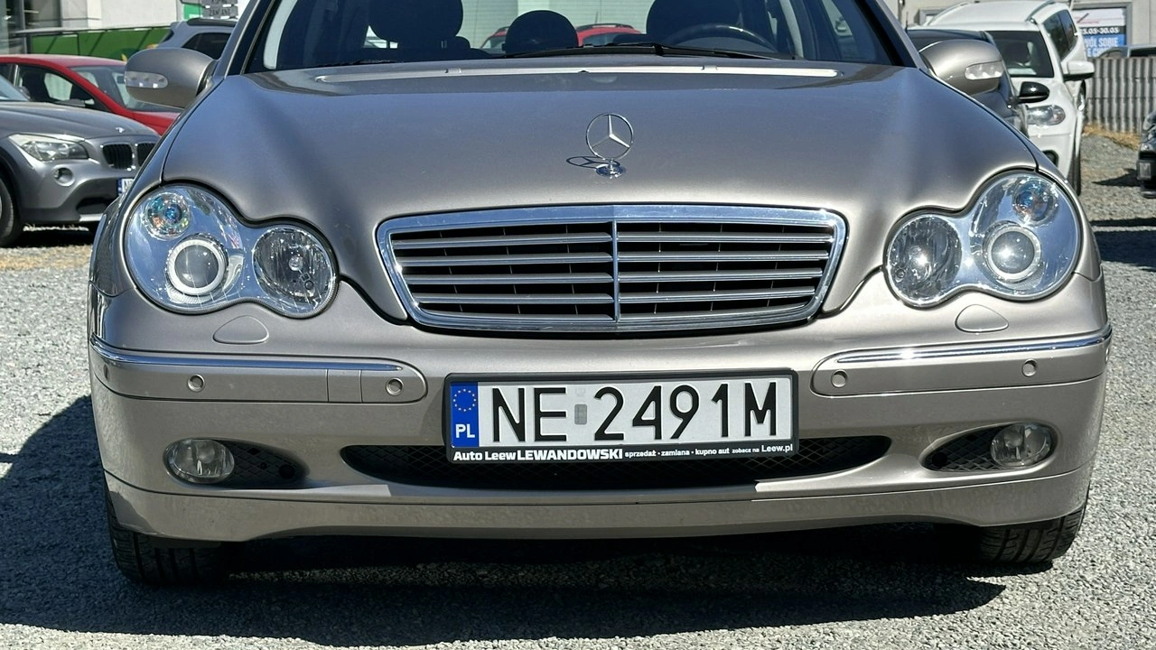 Mercedes C 200 - Zdjęcie 17