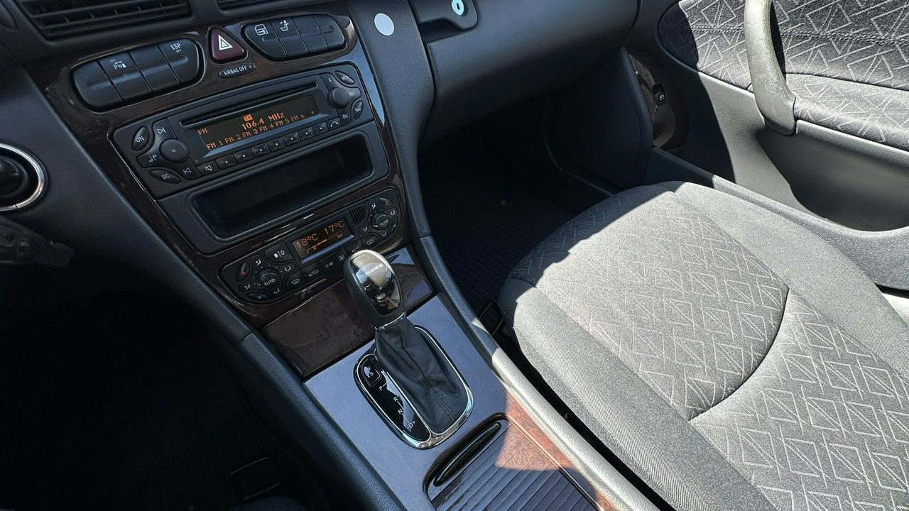 Mercedes C 200 - Zdjęcie 34