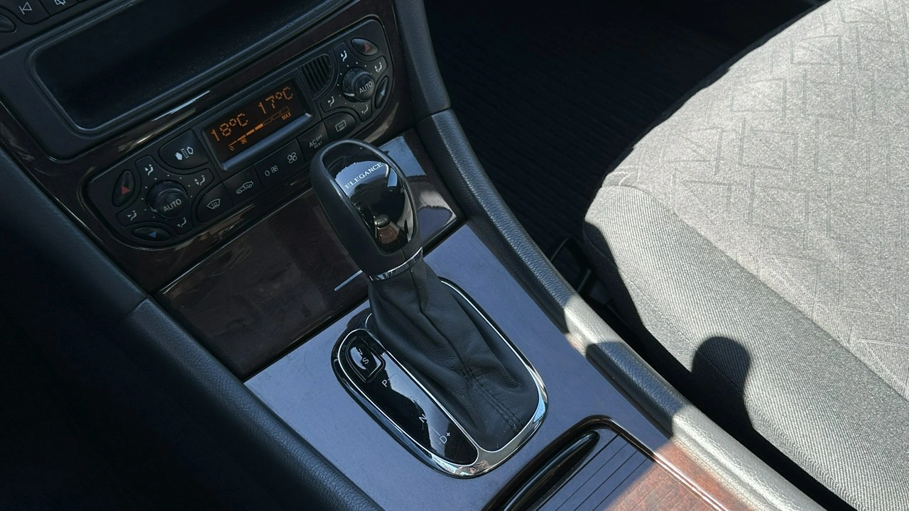 Mercedes C 200 - Zdjęcie 35