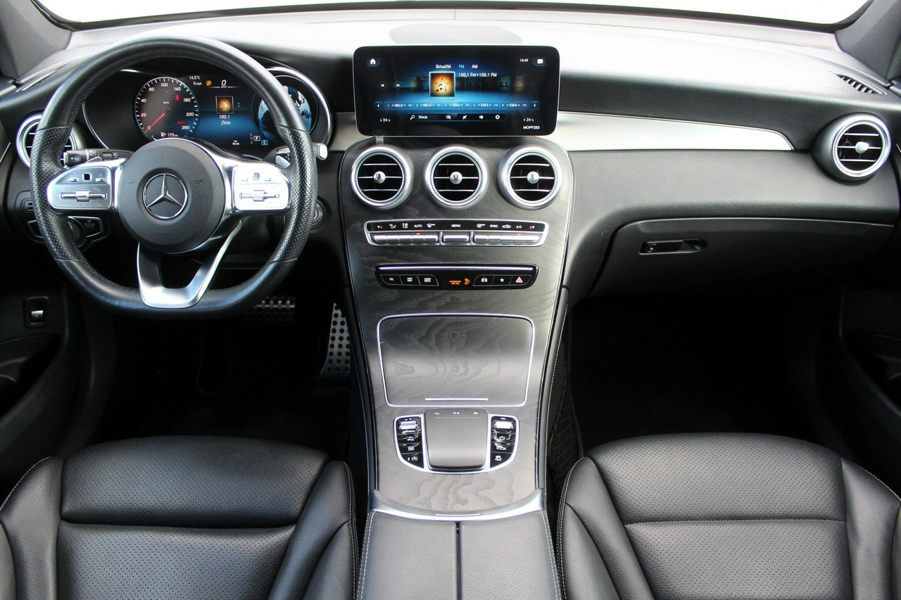 Mercedes GLC 300 - Zdjęcie 9