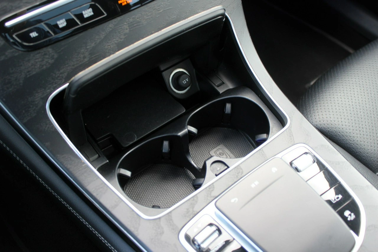 Mercedes GLC 300 - Zdjęcie 29