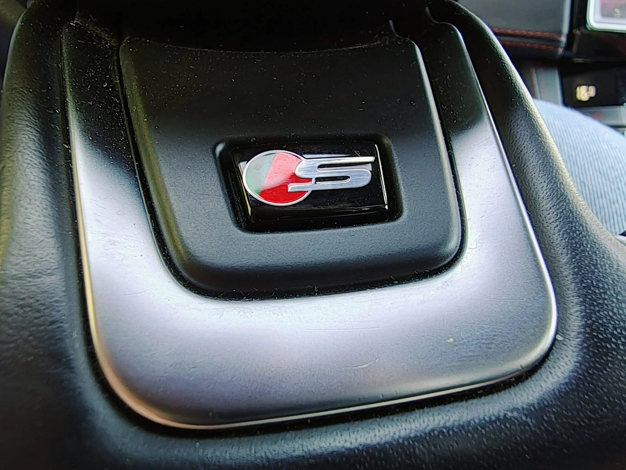 Jaguar F-Pace - Zdjęcie 12