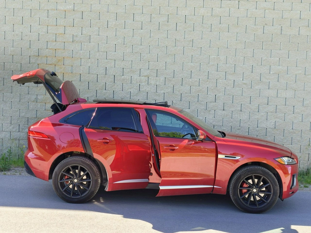 Jaguar F-Pace - Zdjęcie 8